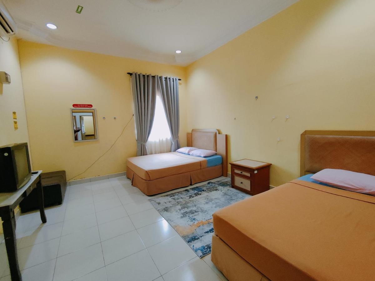 Homestay Roma Suite クアラ・トレンガヌ エクステリア 写真
